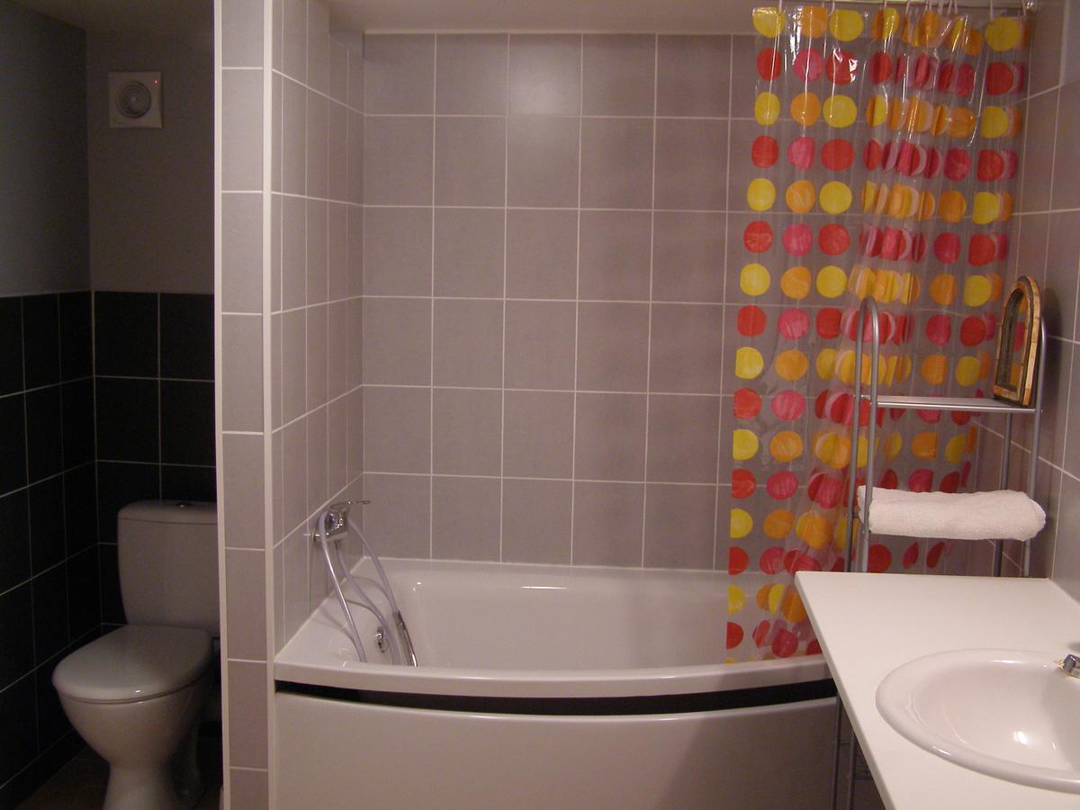Le Bord De L'Eau Bed & Breakfast Sainte-Terre Exterior foto