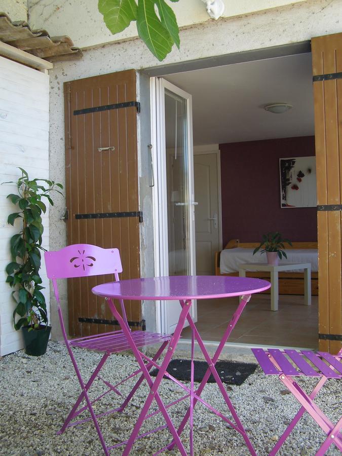 Le Bord De L'Eau Bed & Breakfast Sainte-Terre Exterior foto